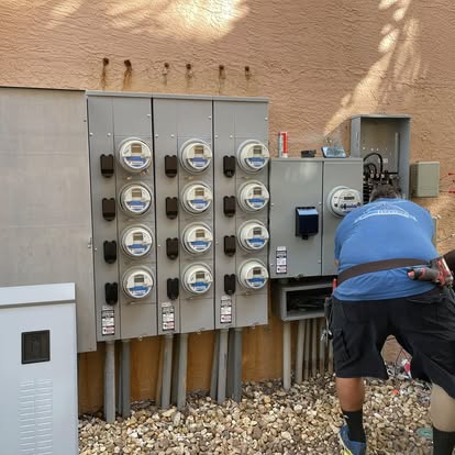 600 amp commercial meter bank