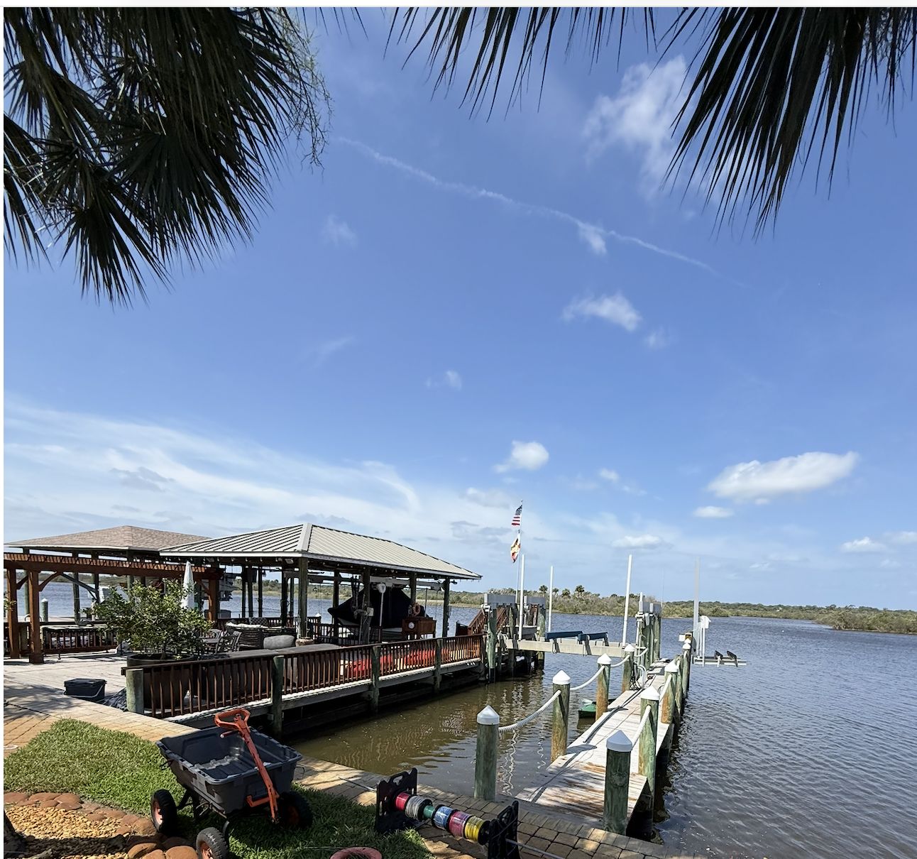 Intracoastal dock with boat lifts and shore power