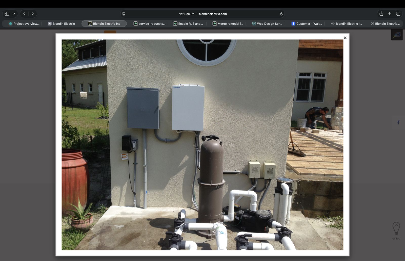 Pool and spa equipment wiring